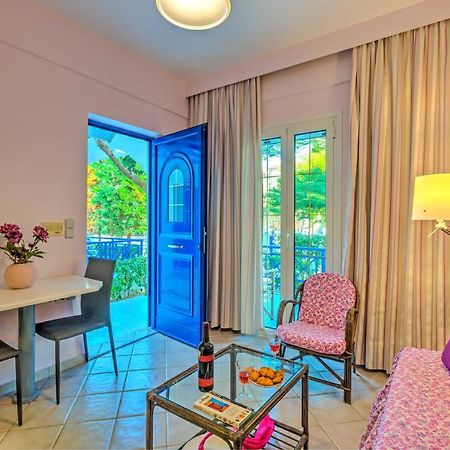Heraklion Beach Hideaway Explore, Relax, Repeat-3 Gazi ภายนอก รูปภาพ