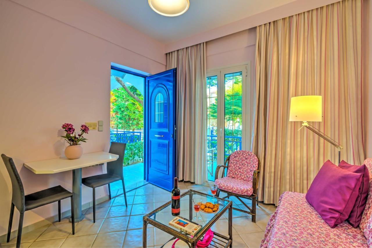 Heraklion Beach Hideaway Explore, Relax, Repeat-3 Gazi ภายนอก รูปภาพ