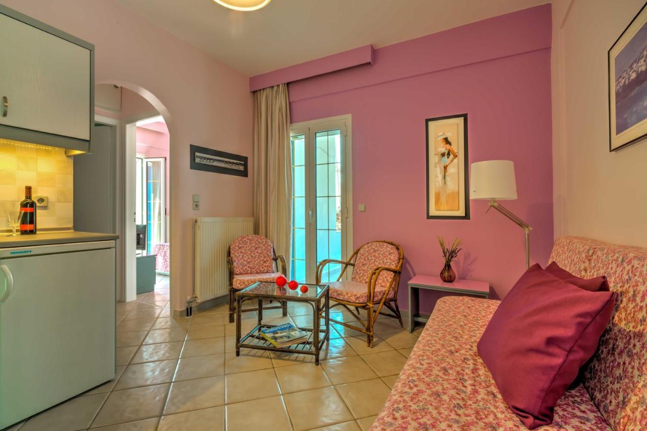 Heraklion Beach Hideaway Explore, Relax, Repeat-3 Gazi ภายนอก รูปภาพ